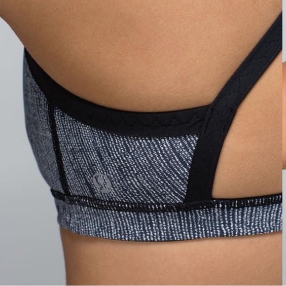 Lululemon Water Bound Bra Burlap Texture Black Dune / Black - Size 4 - Picture 9 of 9